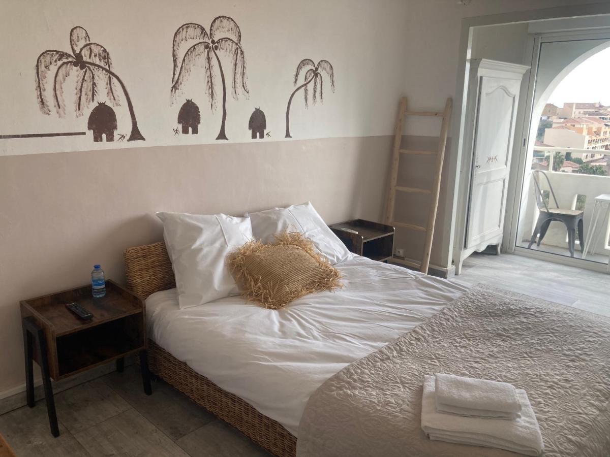 Hôtel Paradis Bormes-les-Mimosas Buitenkant foto