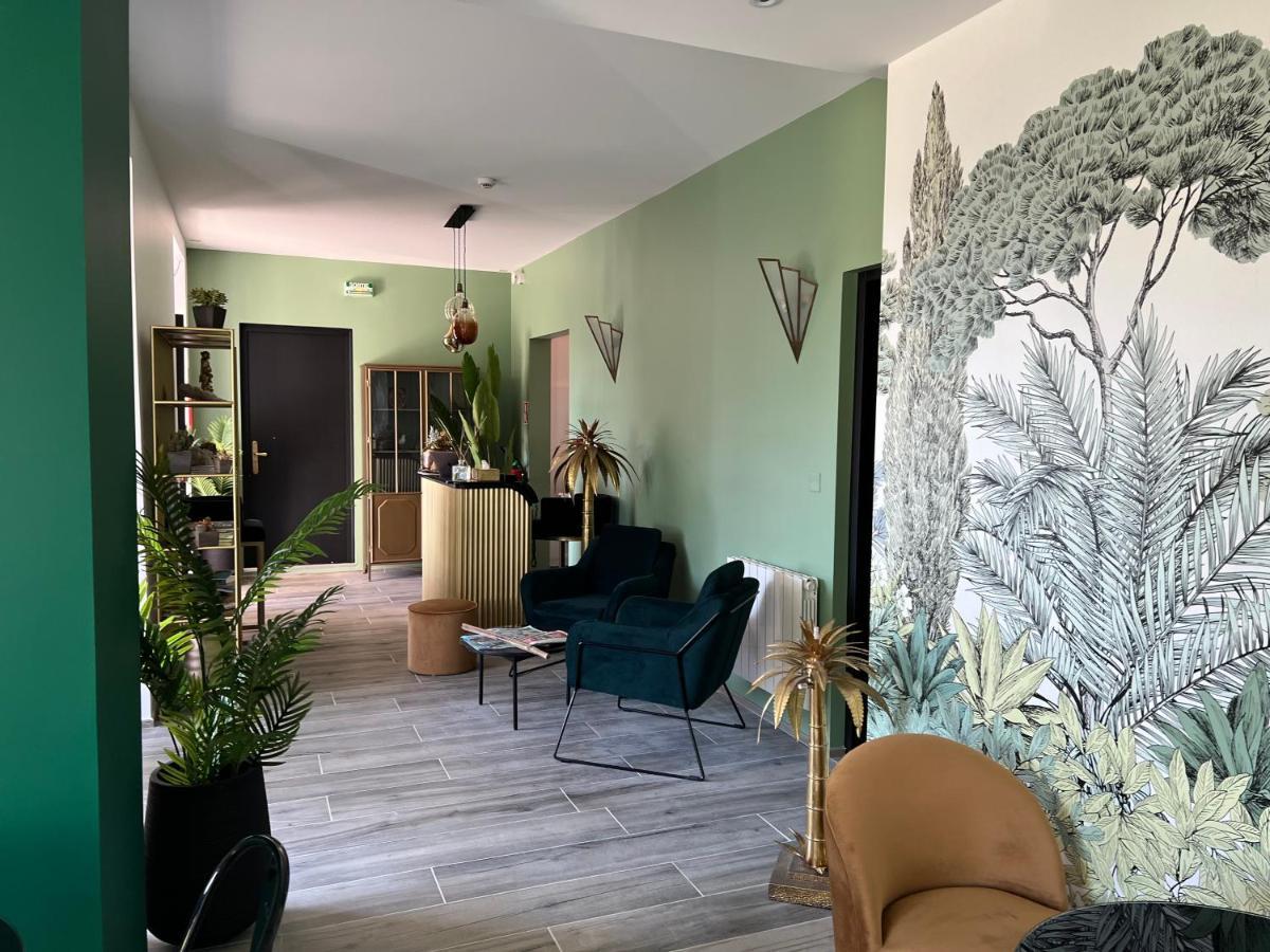 Hôtel Paradis Bormes-les-Mimosas Buitenkant foto