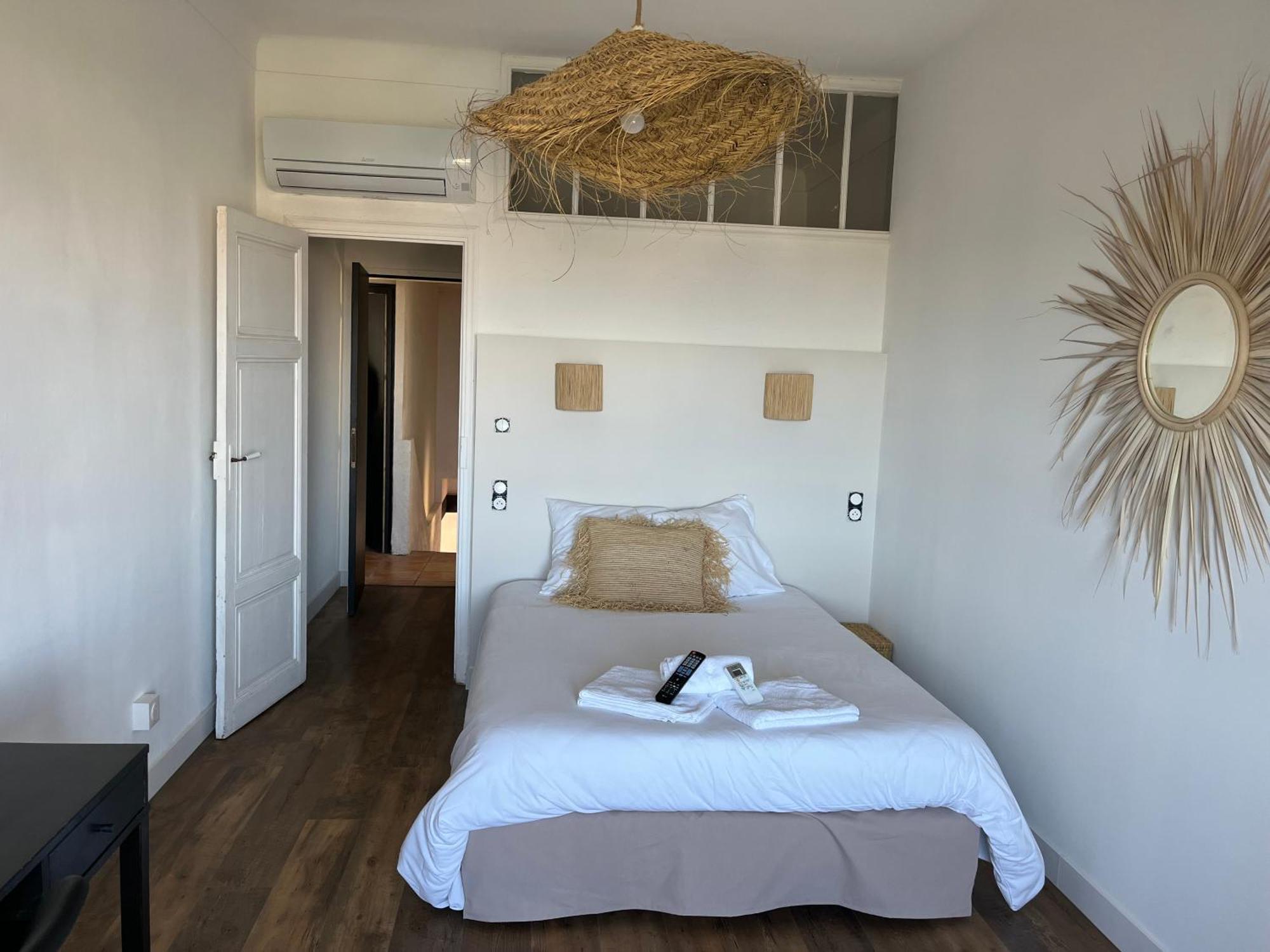 Hôtel Paradis Bormes-les-Mimosas Buitenkant foto