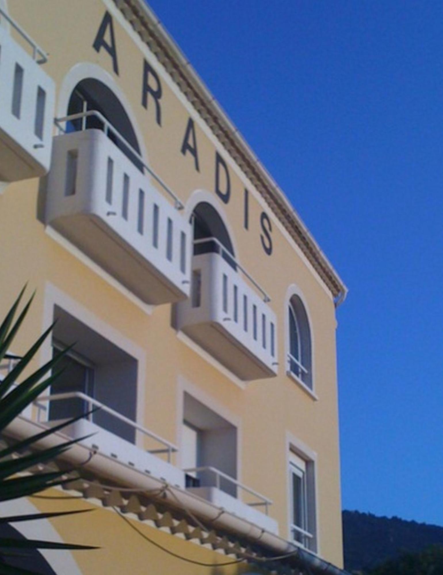 Hôtel Paradis Bormes-les-Mimosas Buitenkant foto