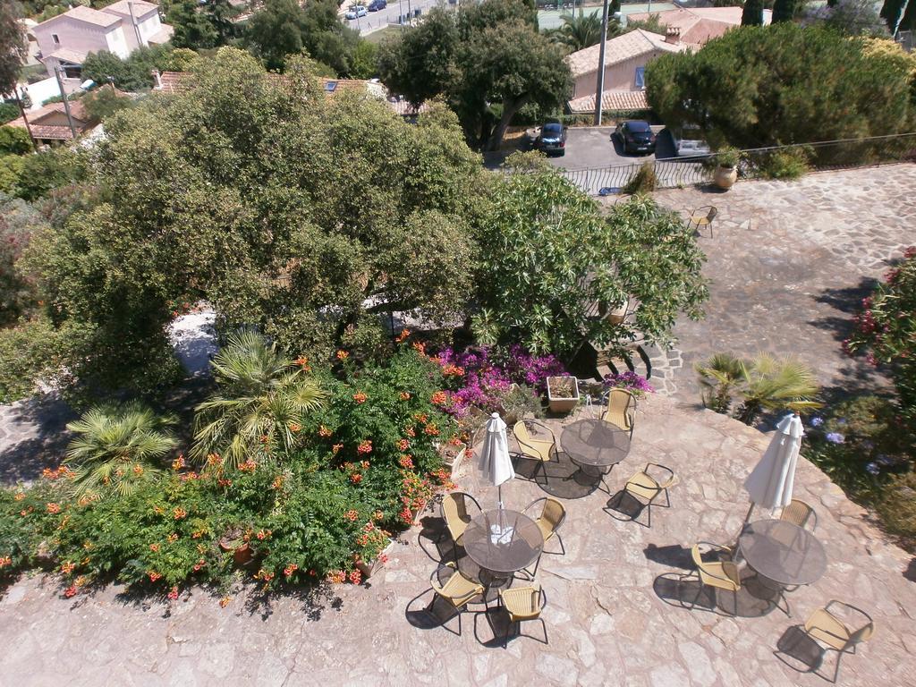 Hôtel Paradis Bormes-les-Mimosas Buitenkant foto